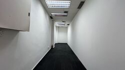 Lucky Plaza (D9), Retail #532536511